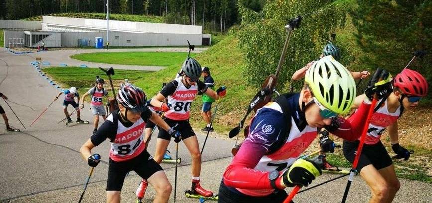 Susitikimas su J. Jurgeliu ir J. V. Paleckiu bei bardo A. Kaniavos koncertas