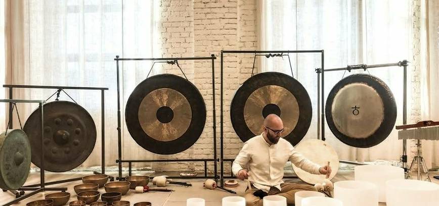 Transcendentinis gongų patyrimas – gongų maudynės Ignalinoje