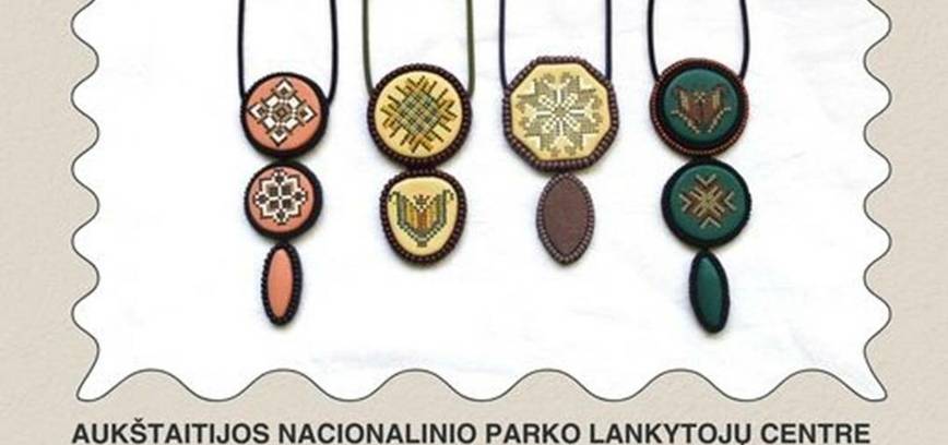 Miglės Morkūnaitės-Vervečkienės autorinių papuošalų paroda „Ornamentų sakmės“