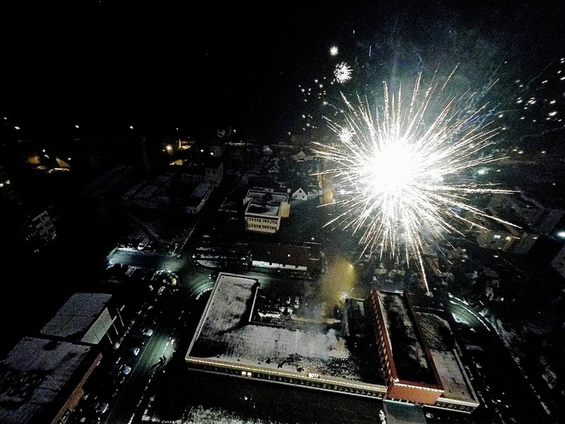 SENŲJŲ PALYDOS – NAUJŲJŲ SUTIKTUVĖS  