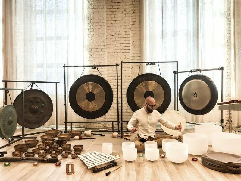 Transcendentinis gongų patyrimas – gongų maudynės Ignalinoje