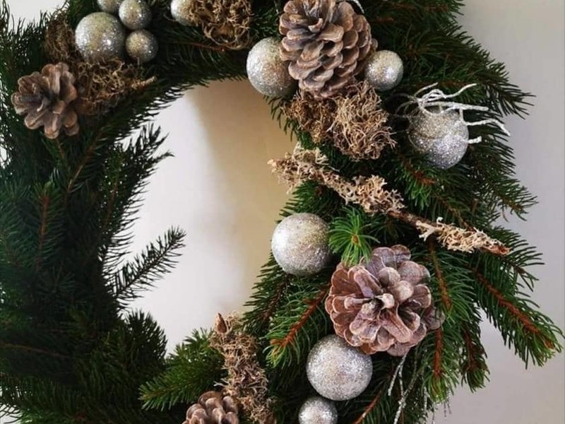 Изготовление рождественских венков