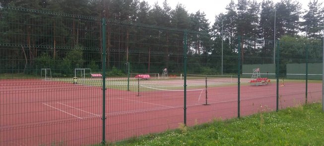 Outdoor tennis courts